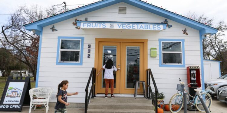 McKinney native opens grocery store to help youth access healthy food, meet career goals