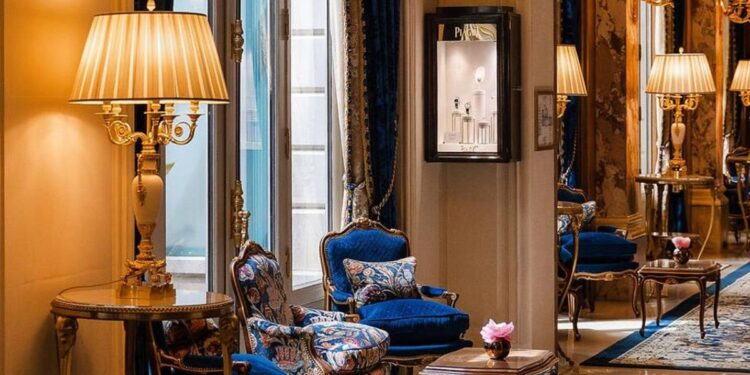 Hallan un anillo de 750.000 euros dentro de una aspiradora en el hotel Ritz de París