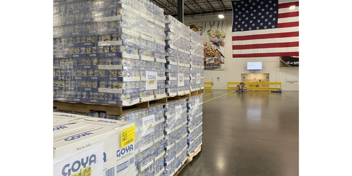 GOYA FOODS OF TEXAS SPREADS HOLIDAY CHEER BY DONATING 250,000 POUNDS OF FOOD TO PEOPLE IN NEED FOR CHRISTMAS