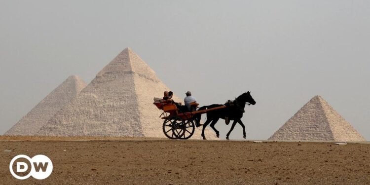 el turismo lucha por sobrevivir – DW – 01/12/2023