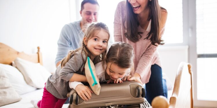 Los destinos favoritos de los niños para viajar en avión este puente de diciembre de 2023
