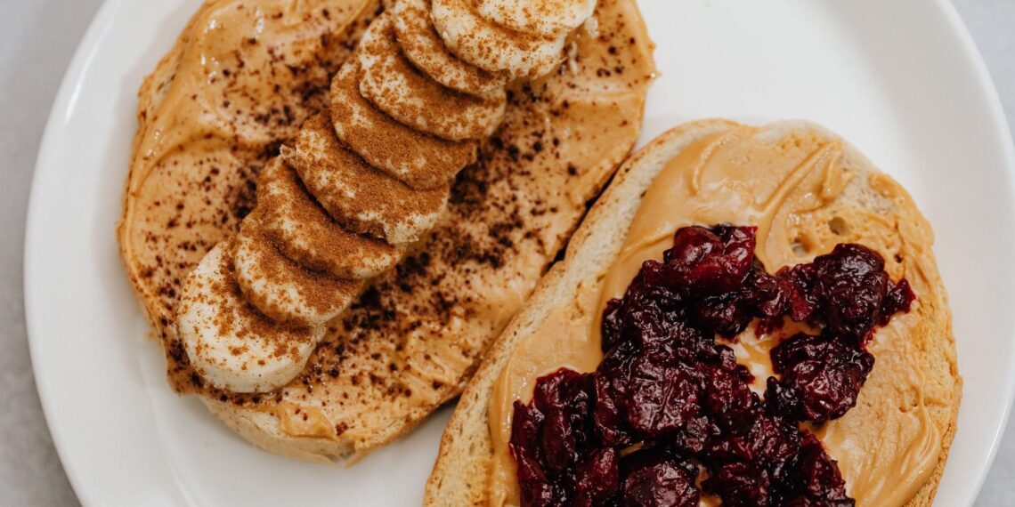 8 warming foods to beat the cold weather (image sourced via Pexels / Photo by Karolina)