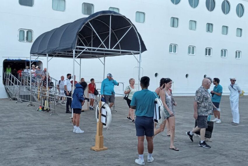 Brindan protección a más de 28 mil turistas que arribaron en 11 cruceros y 17 vuelos charter al país