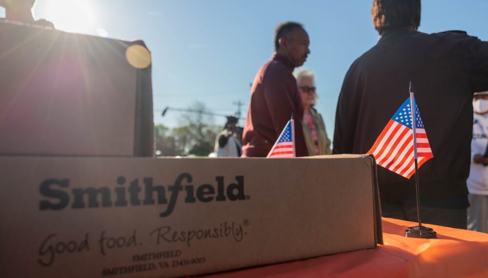 Smithfield Foods terminates pig farm contracts, as US pig sector feels the pressure