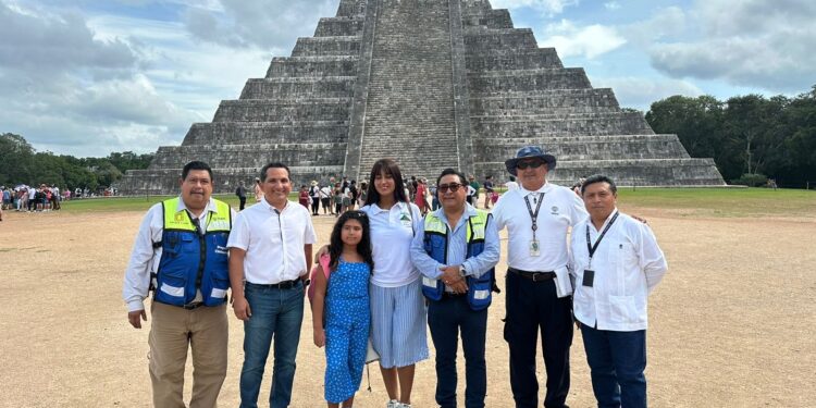 TURISTA ESPAÑOLA ES RECONOCIDA COMO LA NÚMERO 2 MILLONES EN CHICHÉN ITZÁ – Yucatan Ahora