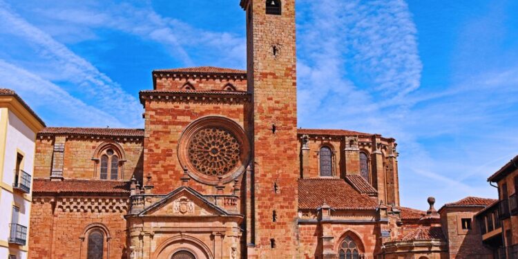 Uno de los mejores destinos rurales de 2023, según la Organización Mundial del Turismo, es este precioso pueblo a una hora de Madrid