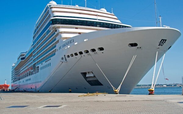 Uruguay lanza temporada de cruceros
