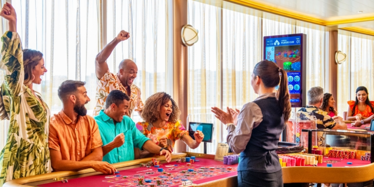 Carnival Cruise Line lanza nueva promoción de reservas Rock and Spin