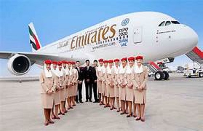 Emirates se prepara para contratar a 5,000 tripulantes de cabina de los seis continentes en 2024