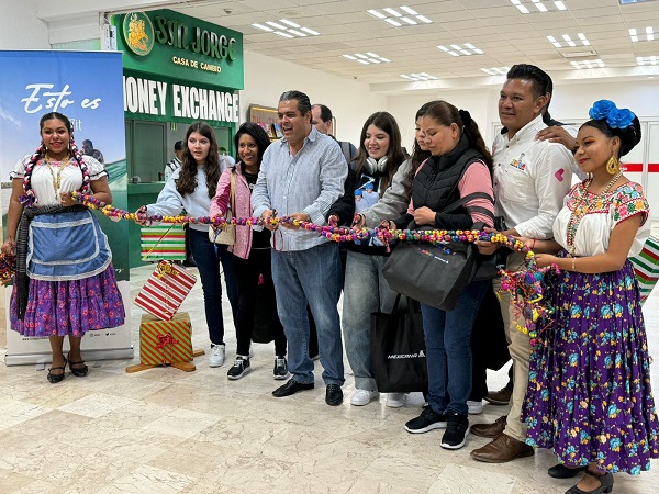 Inicia operaciones Mexicana de Aviación con destino a Ixtapa Zihuatanejo