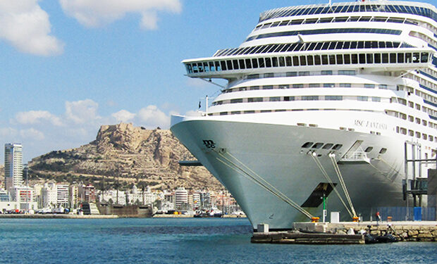 Saturación en Alicante: recibirá cuatro cruceros en un día | Noticias de Agencias de viajes