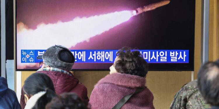 FOTOS | Corea del Norte intensifica sus pruebas con misiles de crucero