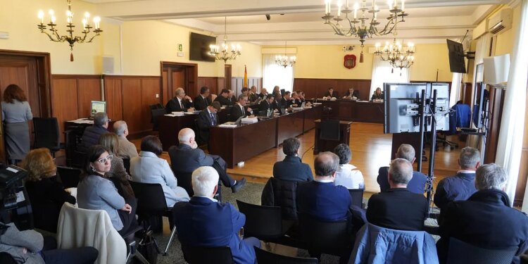 Sobresueldos, viajes a Costa Rica y hasta el alquiler de la caseta de UGT-A en la Feria de Abril con las subvenciones de la Junta para la formación