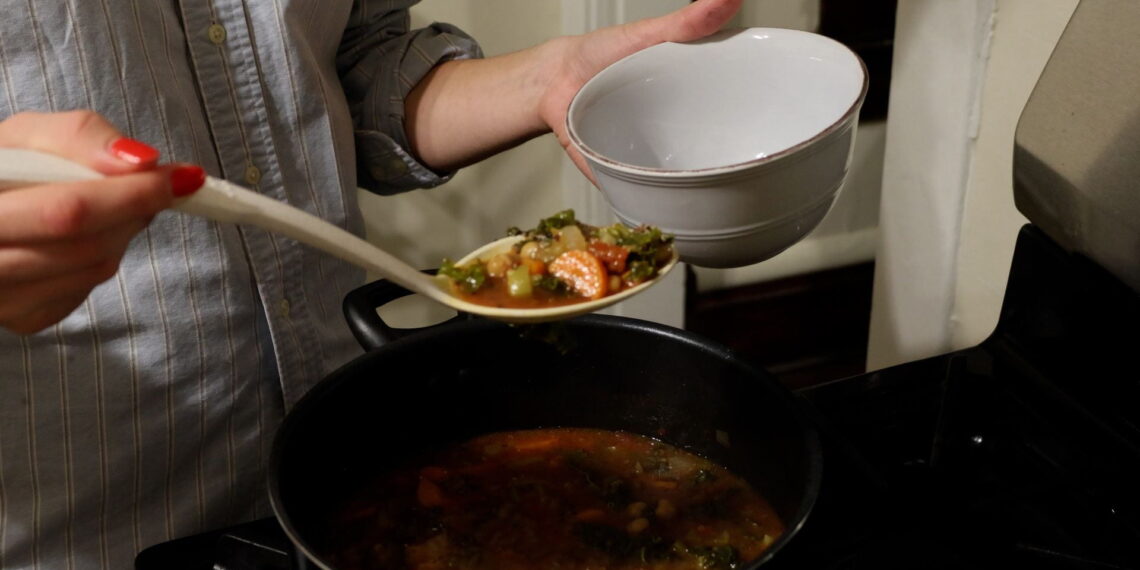 Advocates for healthy eating share tips and tricks for college students on a budget