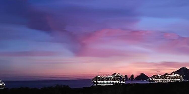 Cuádruple arribo de cruceros a Los Cabos