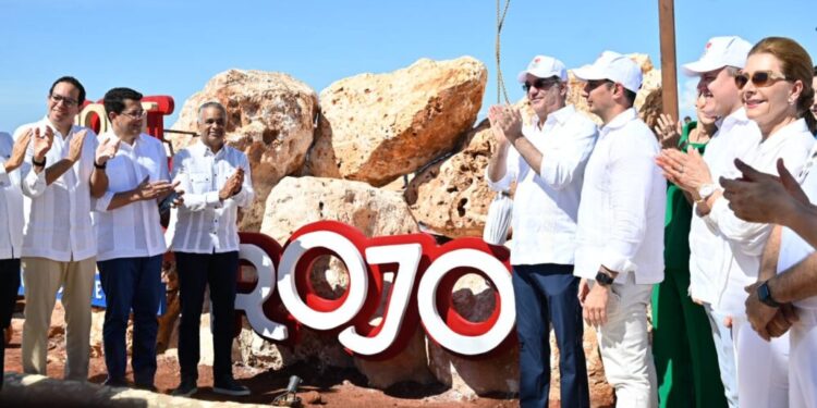 Turismo de Crucero arranca con buen pie en Pedernales con llegada del primer crucero. • Online Plus