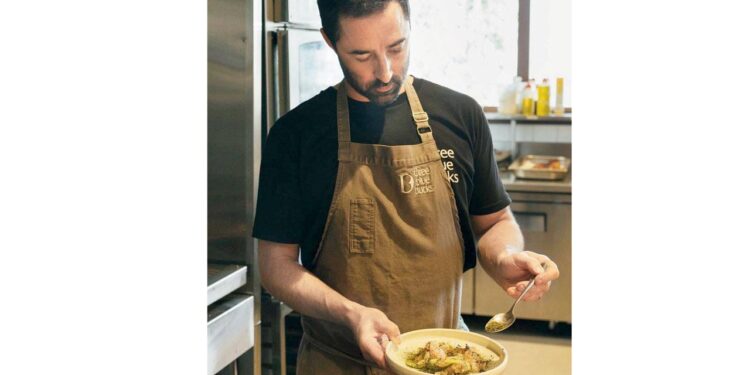 Australian chef Andy Allen chats with Sunday mid-day