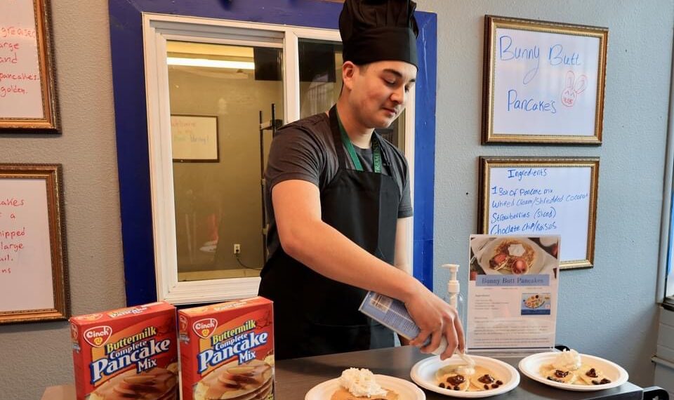 Student-led pantry working to combat food insecurity for local youth – The Vacaville Reporter