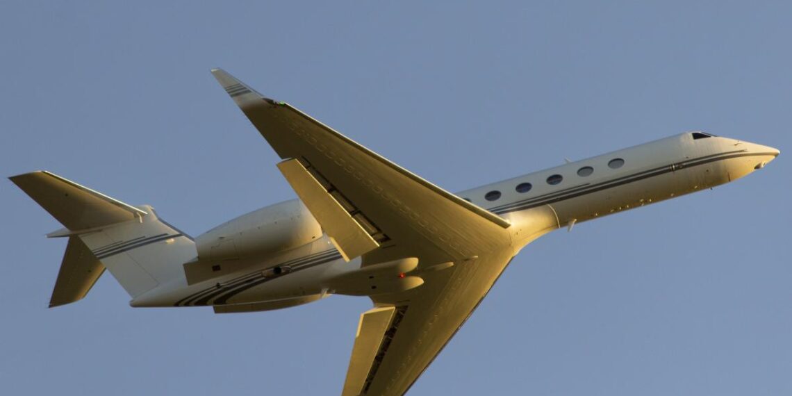 El 'crucero del aire' de 25 días en jet privado con nueve paradas en destinos perdidos del planeta