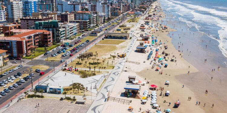 Playas, sierras y aires europeos en el sur de Brasil