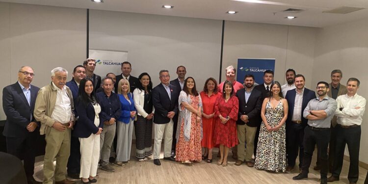 Analizaron las oportunidades para Biobío en charla sobre estrategia nacional de cruceros