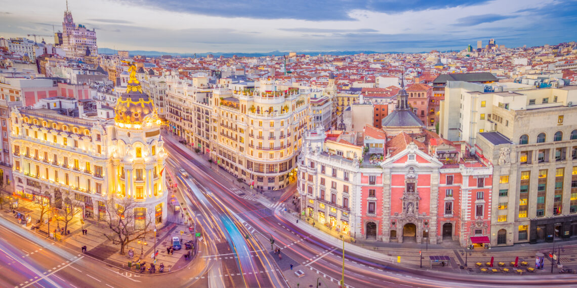 Los 10 mejores destinos imprescindibles de Madrid con un coche de alquiler