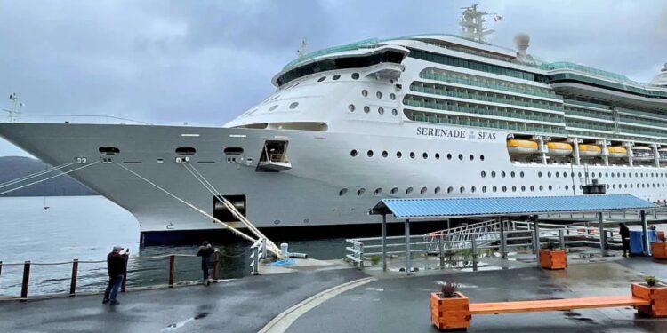 Crucero más largo del mundo se encuentra en Perú: ¿cómo es y qué lugares de Lima visitarán los pasajeros?