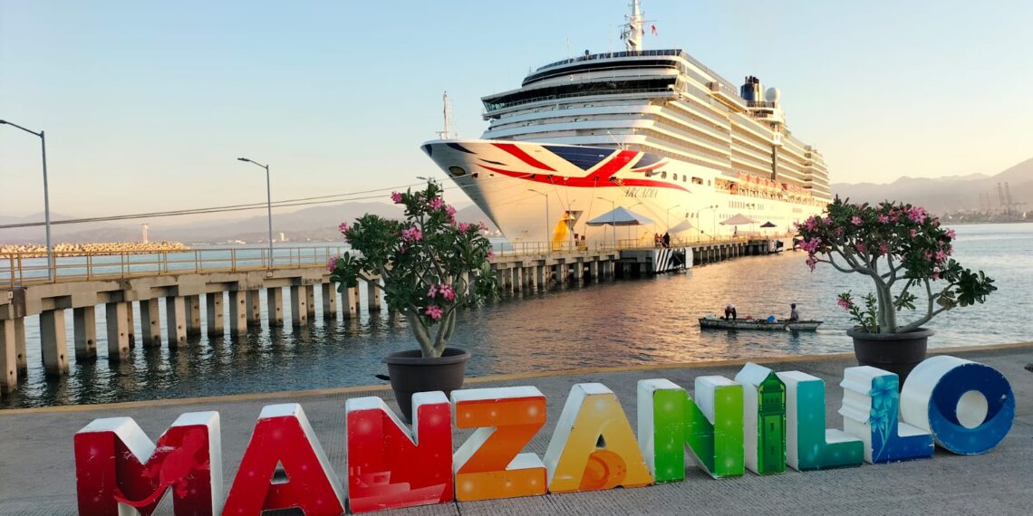 Con una derrama económica de 7.5 mdp, recibió Manzanillo 4 cruceros en 5 días -