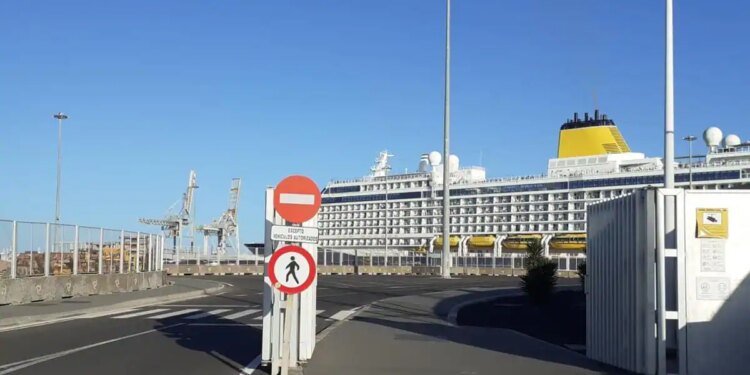 Muelle de cruceros, Naos y Los Mármoles estrenarán controles y barreras