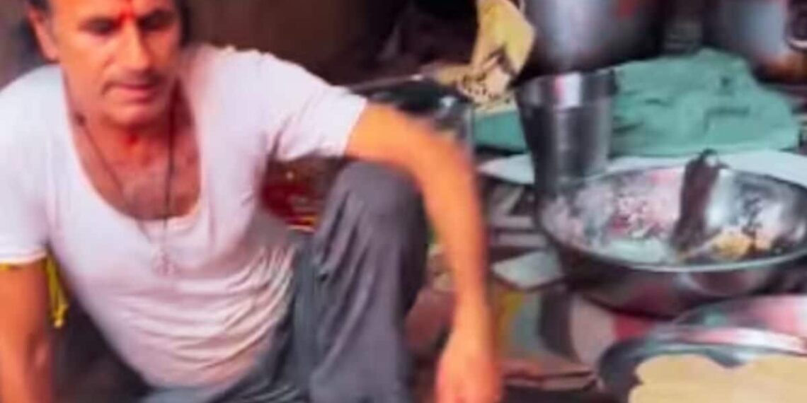 Watch: Rat-infested Street FooWatch: Rat-infested Street Food Stall Leaves Internet Shockedd Stall Leaves Internet Shocked