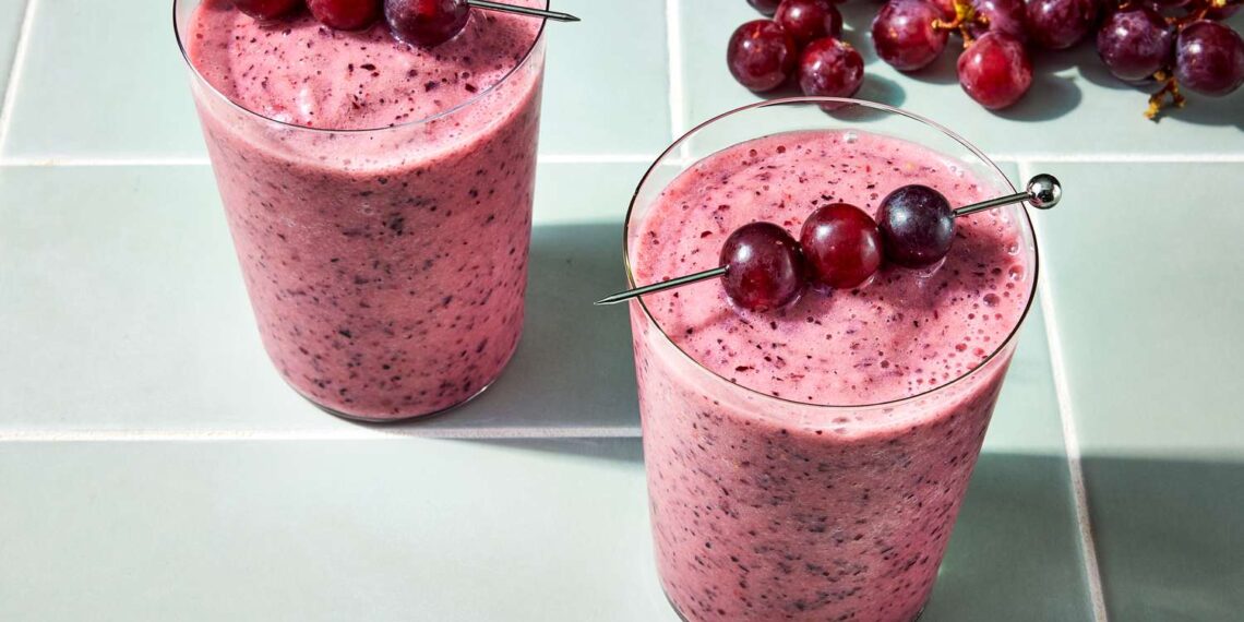 What Happens to Your Body When You Eat Grapes Every Day