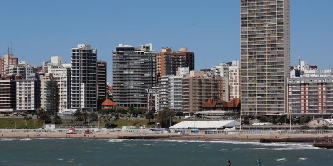 un turista estadounidense murió en la playa y otro tuvo que ser evacuado de un crucero con un ACV