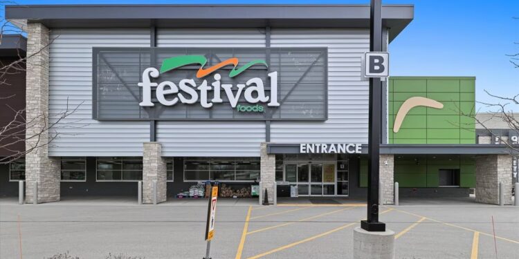 Festival Foods store building in Hales Corners sold for $18 million to auto dealer business