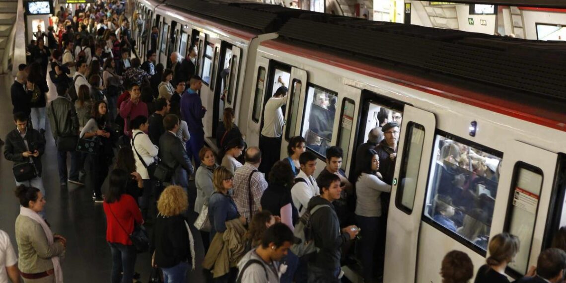 Con esta tarjeta del metro de Barcelona, ¡viajes gratis durante 3 años!