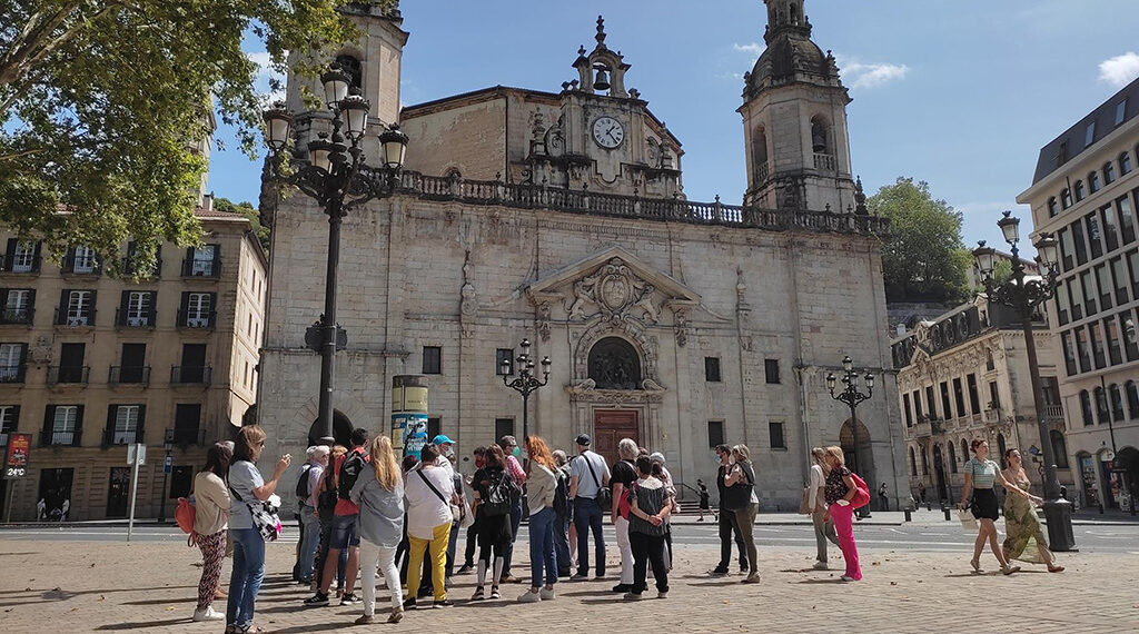 Los mexicanos gastan por encima de la media y, exactamente, el doble que un turista británico o alemán y el triple que un francés.