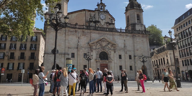 Los mexicanos gastan por encima de la media y, exactamente, el doble que un turista británico o alemán y el triple que un francés.