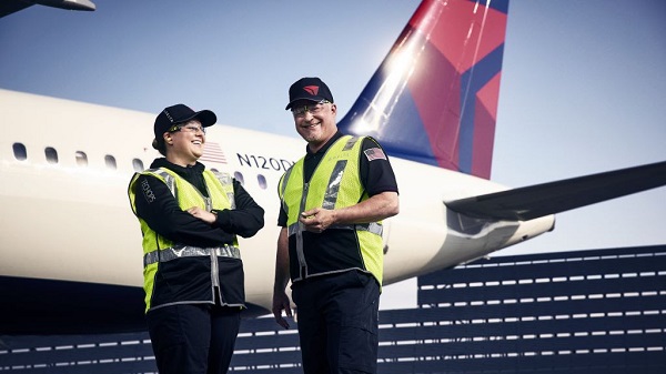 Delta vuelve a ser nombrada la mejor aerolínea de EE.UU. por el Wall Street Journal para 2023