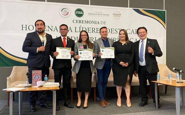 Destaca Yucatán en los premios al turismo