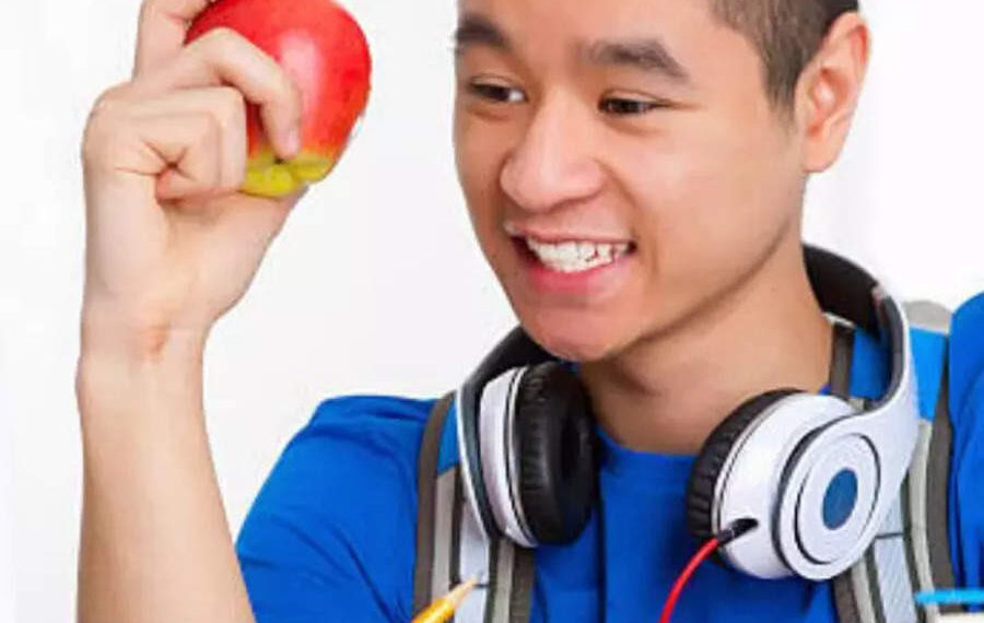 Brain-Boosting Foods For Students Taking Board Exams