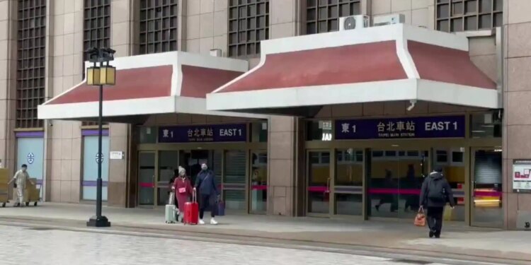 Comienzan los viajes por el Año Nuevo Lunar en Taiwán