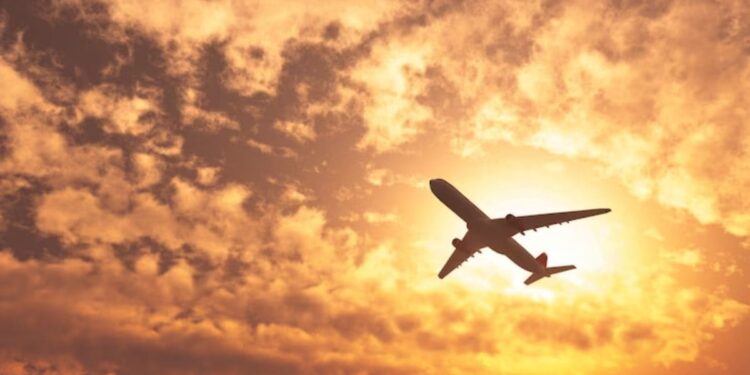 Así puede encontrar vuelos baratos para viajar en Semana Santa