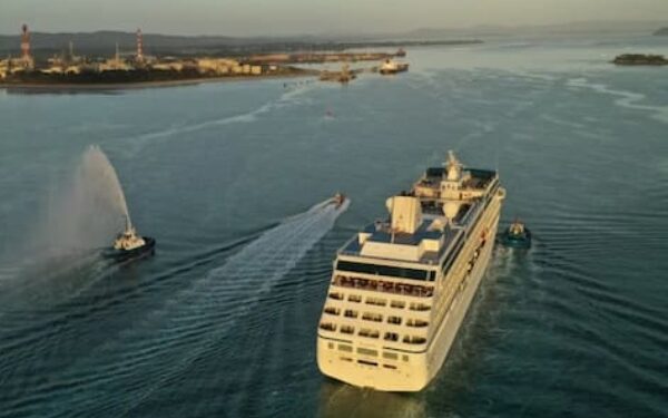MS Regatta es primer crucero de la temporada en Whangārei