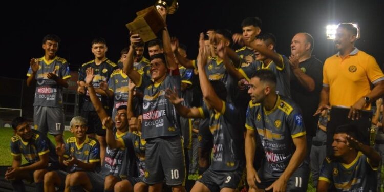 Fútbol posadeño: Crucero se adueño del Torneo de Verano imagen-8