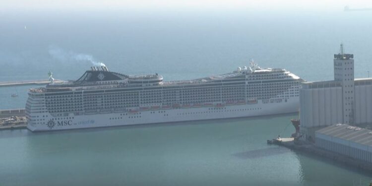 Cruceros y su impacto en el medioambiente en plena sequía: