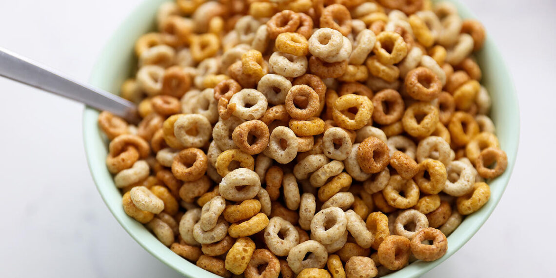 Pesticide linked to reproductive issues found in Cheerios, Quaker Oats and other oat-based foods