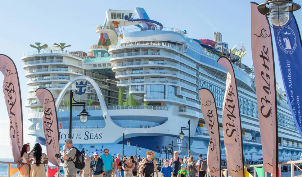 Crucero más grande del mundo realiza su primera escala en Saint Kitts