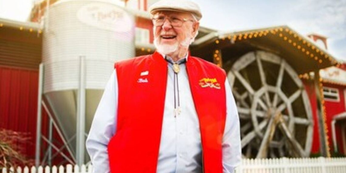 Bob Moore, founder of Bob’s Red Mill natural food brand dies at 94 – WSOC TV