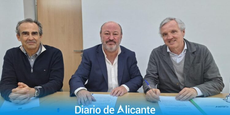 APHA y la ConfederaciÃ³n EspaÃ±ola de Agencias de Viaje (CEAV) promocionarÃ¡n los hoteles de provincia