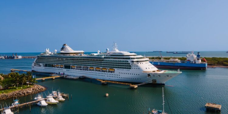 Guatemala ha recibido a más de 45 mil turistas en temporada de cruceros