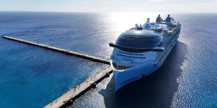 ATRACA EN MAHAHUAL EL CRUCERO MÁS GRANDE DEL MUNDO: Visitan el Caribe mexicano más de 10 mil personas a bordo del 'Icon of the Seas', de la Royal Caribbean, de 365 metros de largo